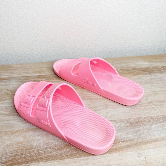Freedom MOSES hot pink Strappy plastic slides size 40/41 - Picture 7 of 11
